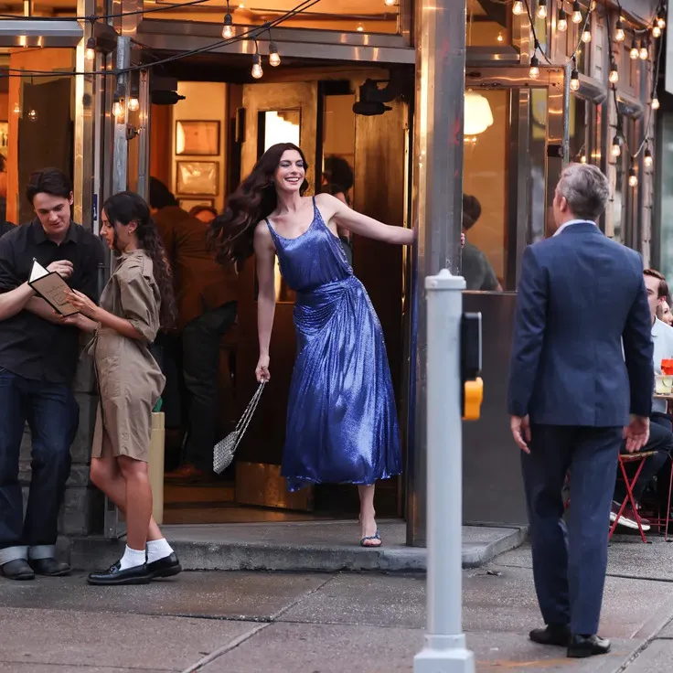 Энн Хэтэуэй.jpg